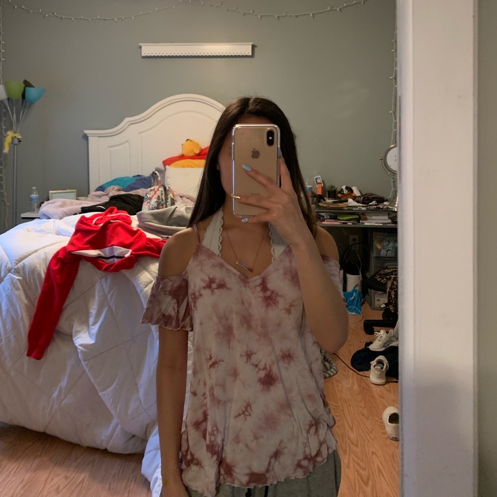 American eagle cold shoulder tank top